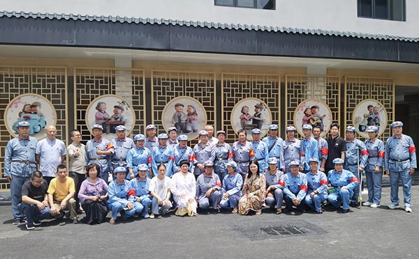 传统名中医莅临金熙·康养爱心送健康